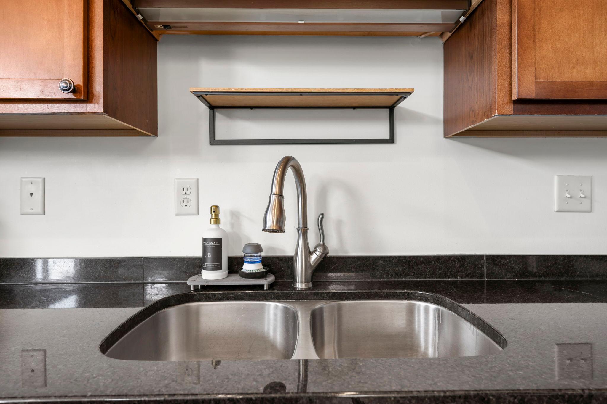 468 Stonewood Ln 28.jpg
