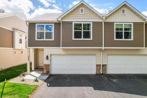468 Stonewood Lane, Burnsville, MN 55306