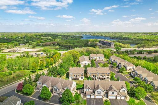 468 Stonewood Lane, Burnsville, MN 55306