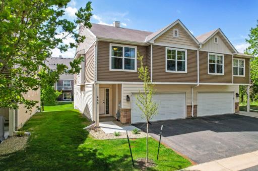 468 Stonewood Lane, Burnsville, MN 55306