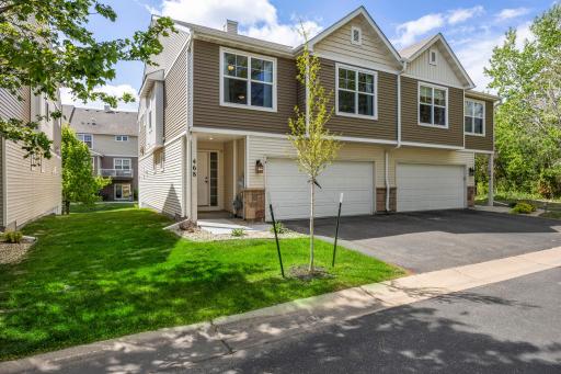 468 Stonewood Lane, Burnsville, MN 55306