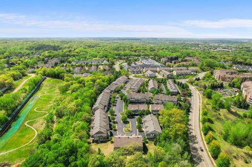 468 Stonewood Lane, Burnsville, MN 55306
