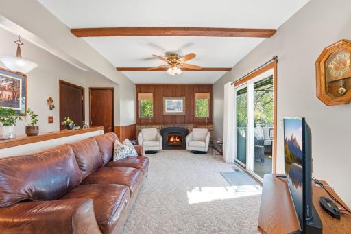 970 Redwood Drive, Apple Valley, MN 55124