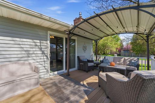 970 Redwood Drive, Apple Valley, MN 55124