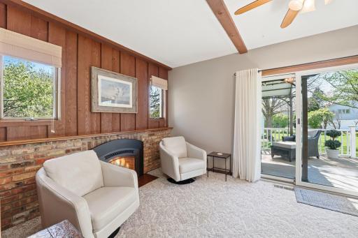 970 Redwood Drive, Apple Valley, MN 55124