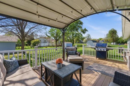 970 Redwood Drive, Apple Valley, MN 55124