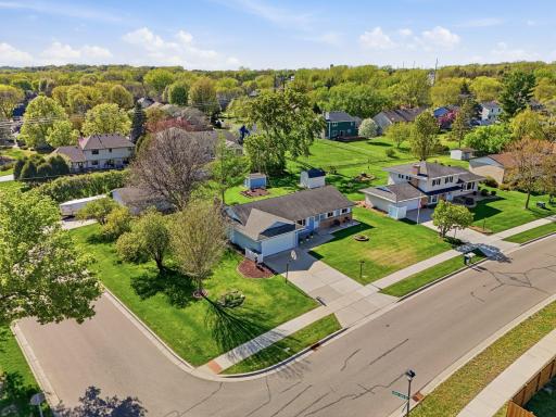 970 Redwood Drive, Apple Valley, MN 55124