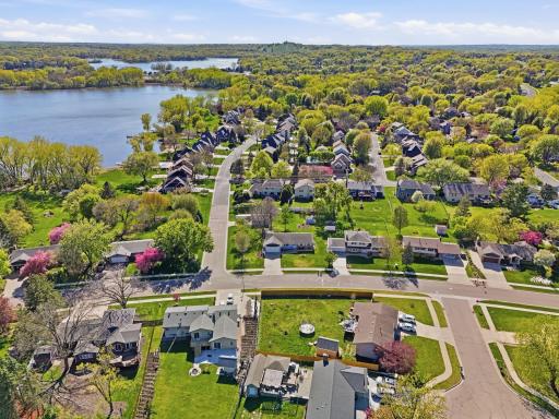 970 Redwood Drive, Apple Valley, MN 55124