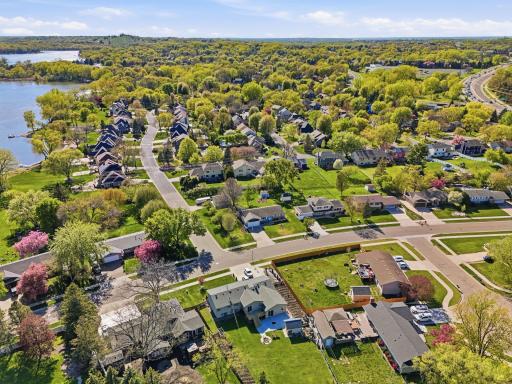 970 Redwood Drive, Apple Valley, MN 55124
