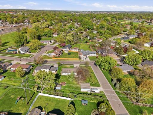970 Redwood Drive, Apple Valley, MN 55124