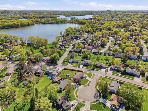 970 Redwood Drive, Apple Valley, MN 55124