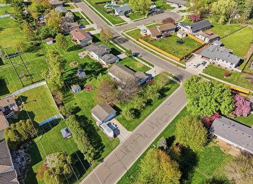 970 Redwood Drive, Apple Valley, MN 55124