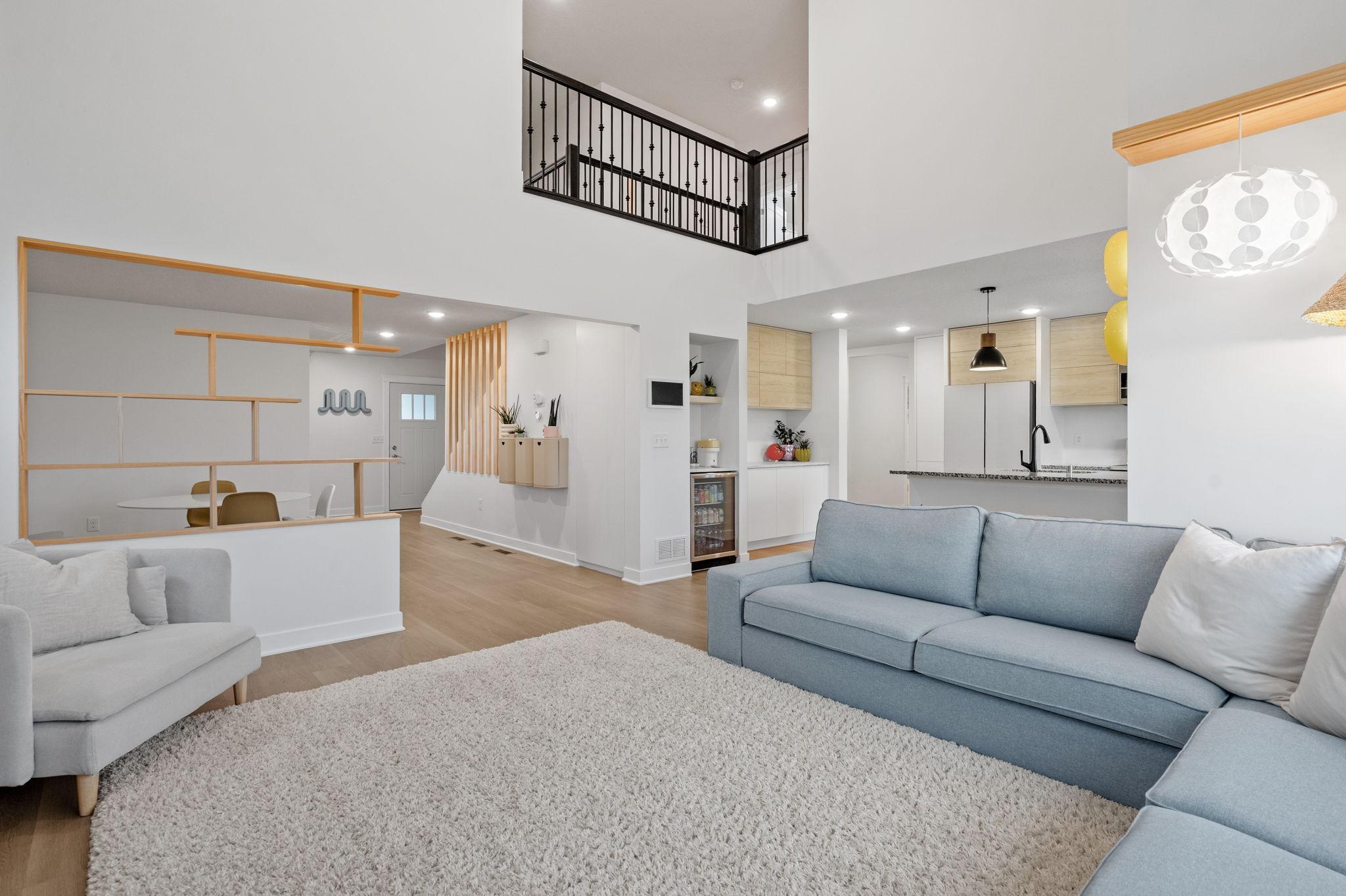 31-web-or-mls-11556 Lakewood Ct Interior-12.jpg