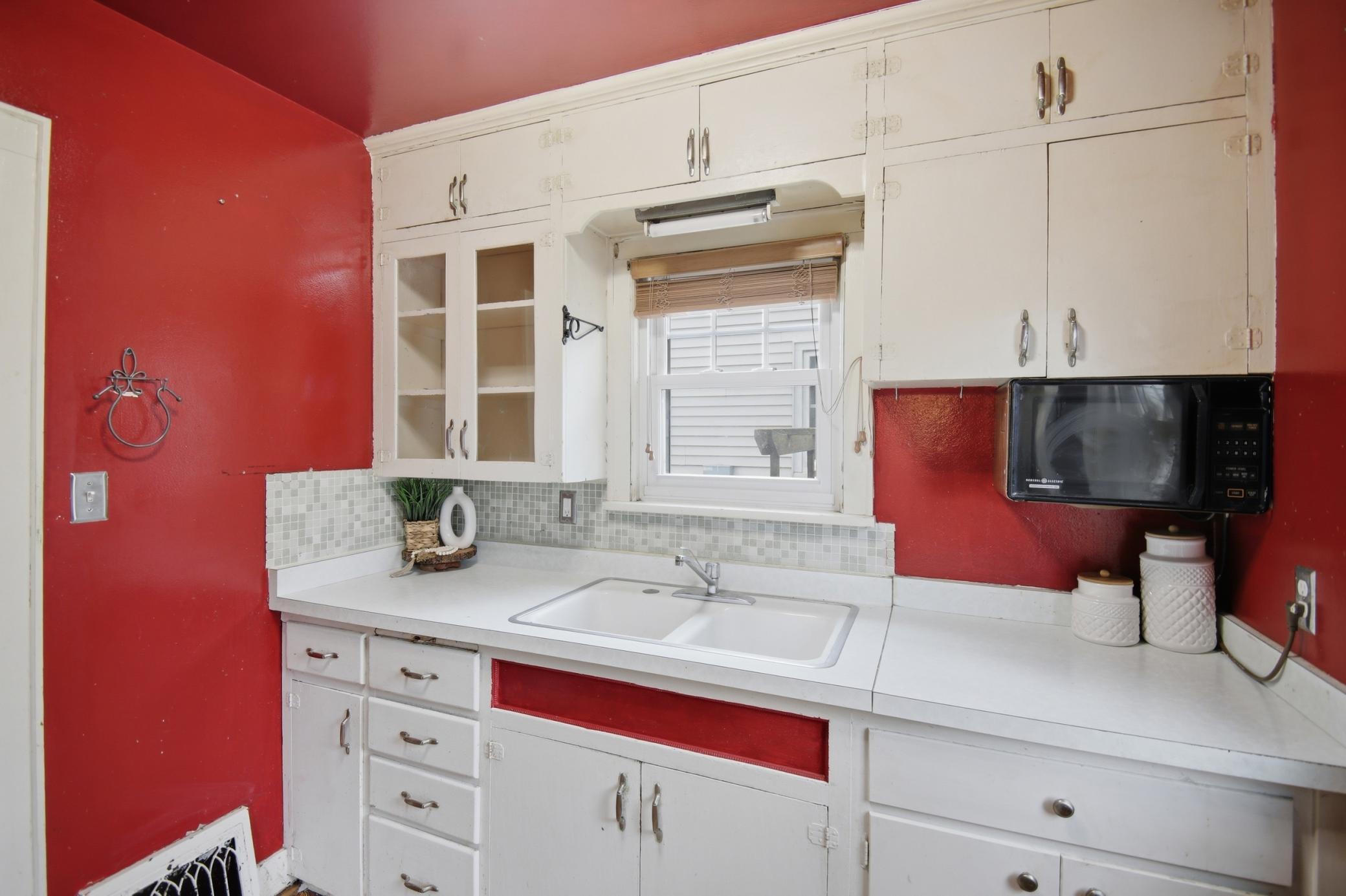 903_11th_ave_sw_032.jpg
