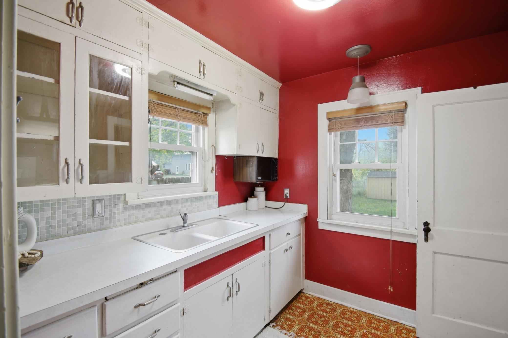 903_11th_ave_sw_022.jpg