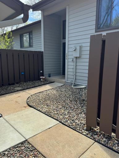 284 W Eagle Lake Drive, Maple Grove, MN 55369