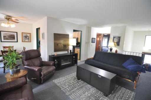 284 W Eagle Lake Drive, Maple Grove, MN 55369