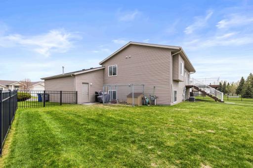 1911 35th Street Circle S, Moorhead, MN 56560