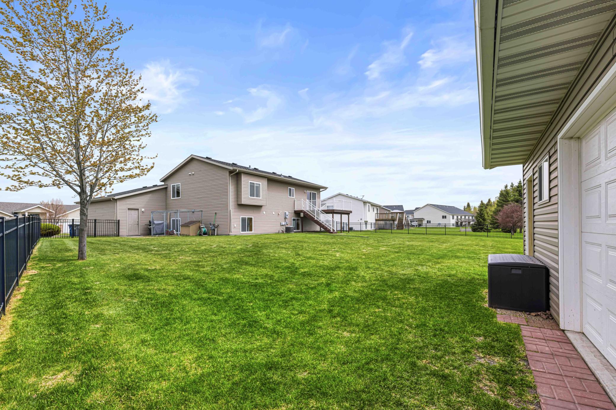 Yard Sq. Ft. 14,665