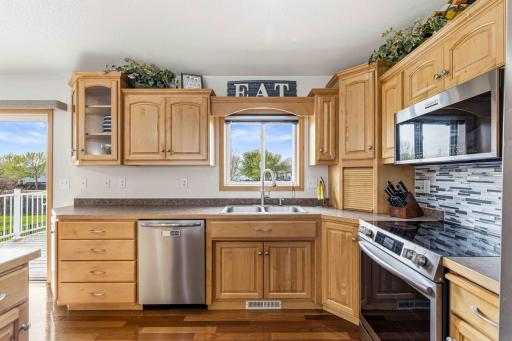 1911 35th Street Circle S, Moorhead, MN 56560