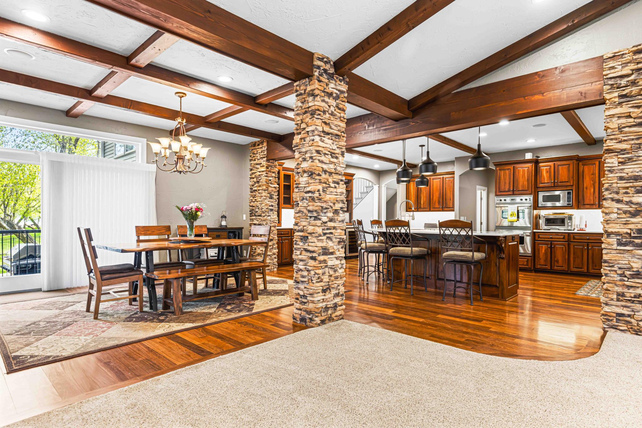 Kitchen / Dining