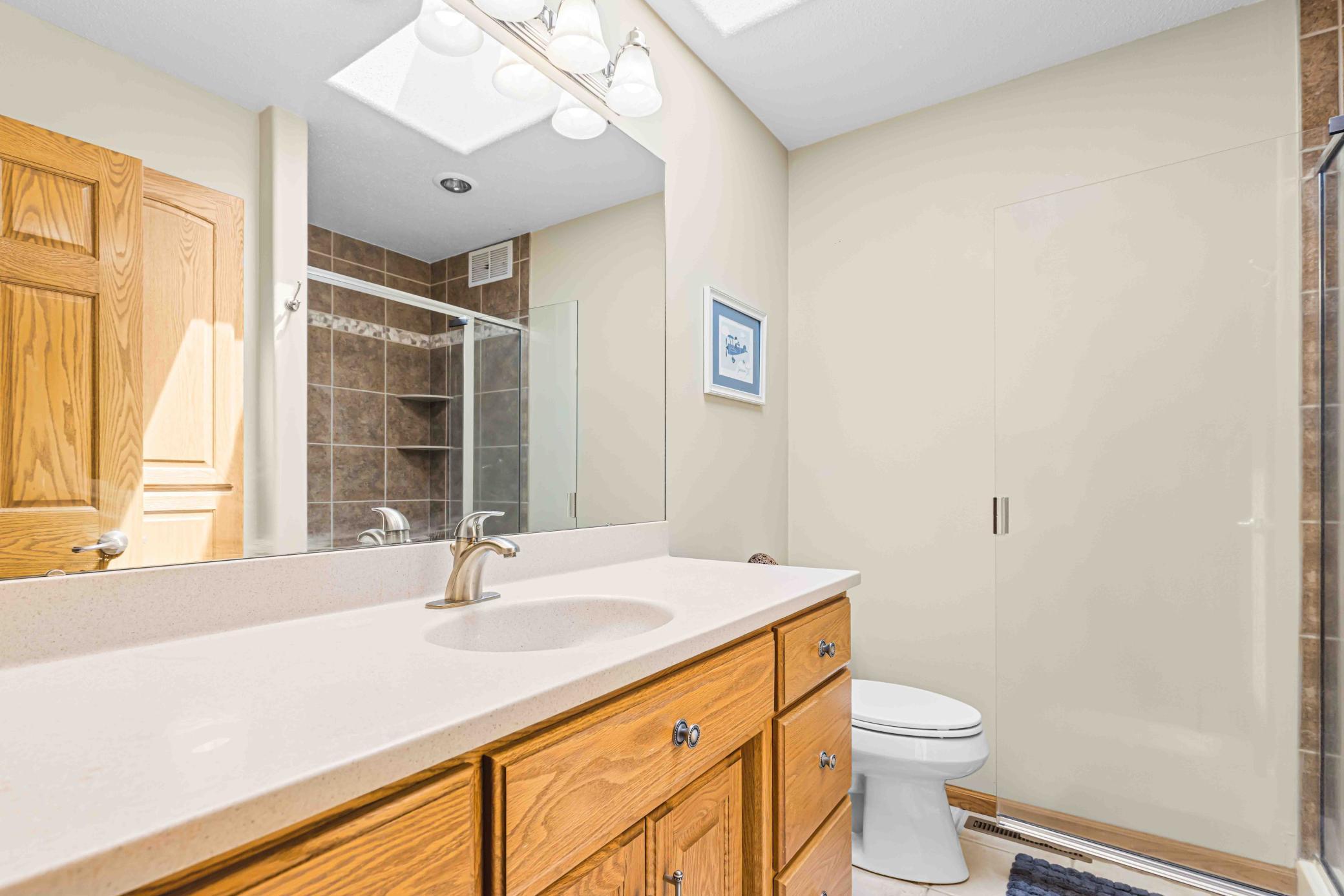 Second Floor Bathroom En Suite