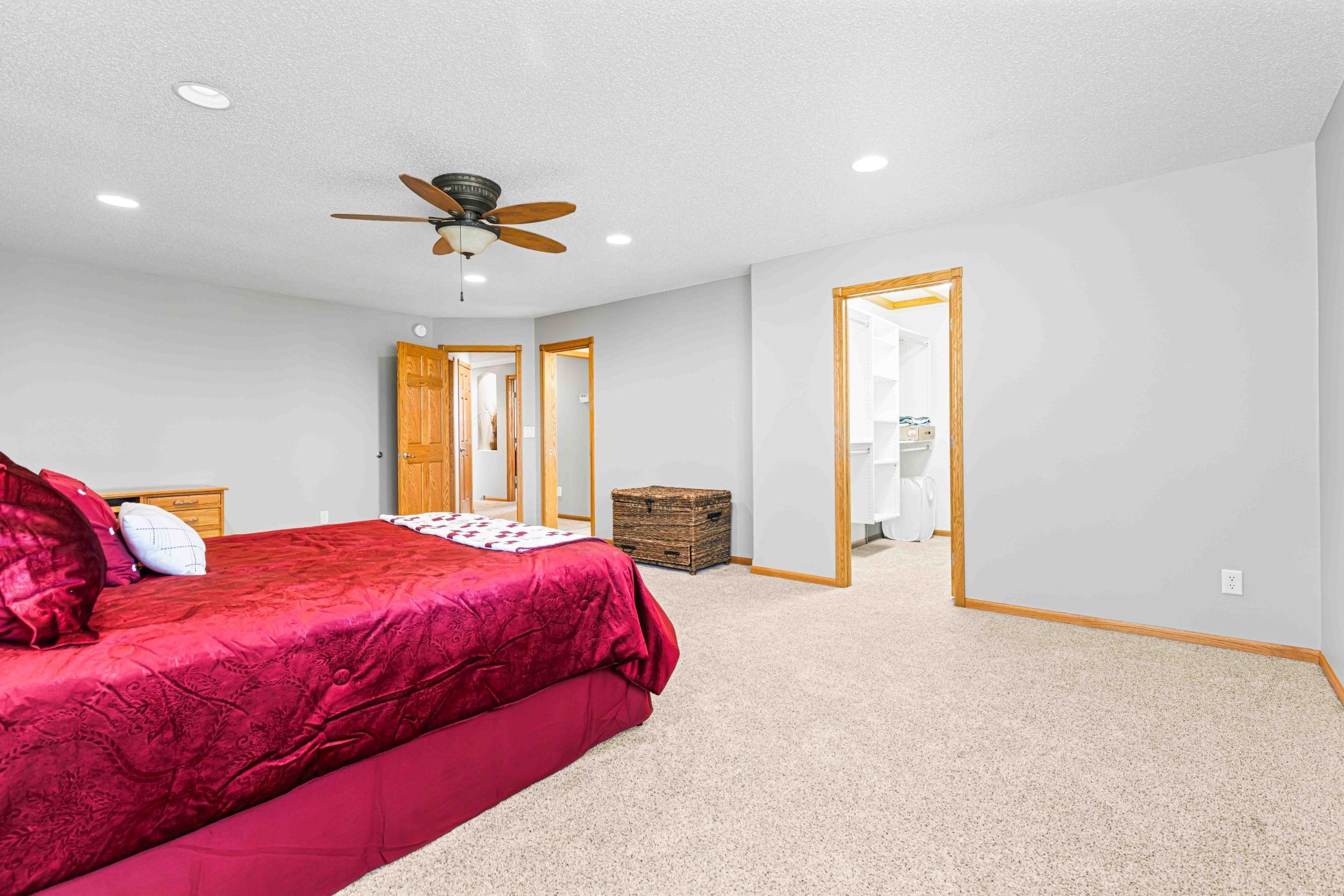 Second Floor Bedroom En Suite