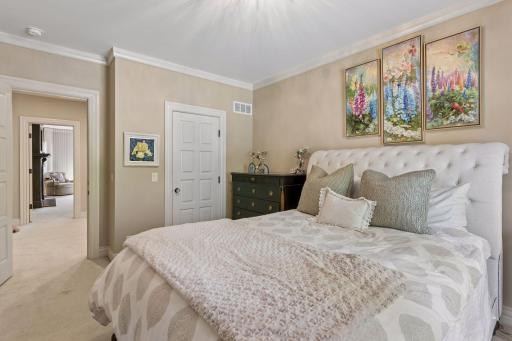 Second bedroom with en-suite full bathroom and walk-in closet
