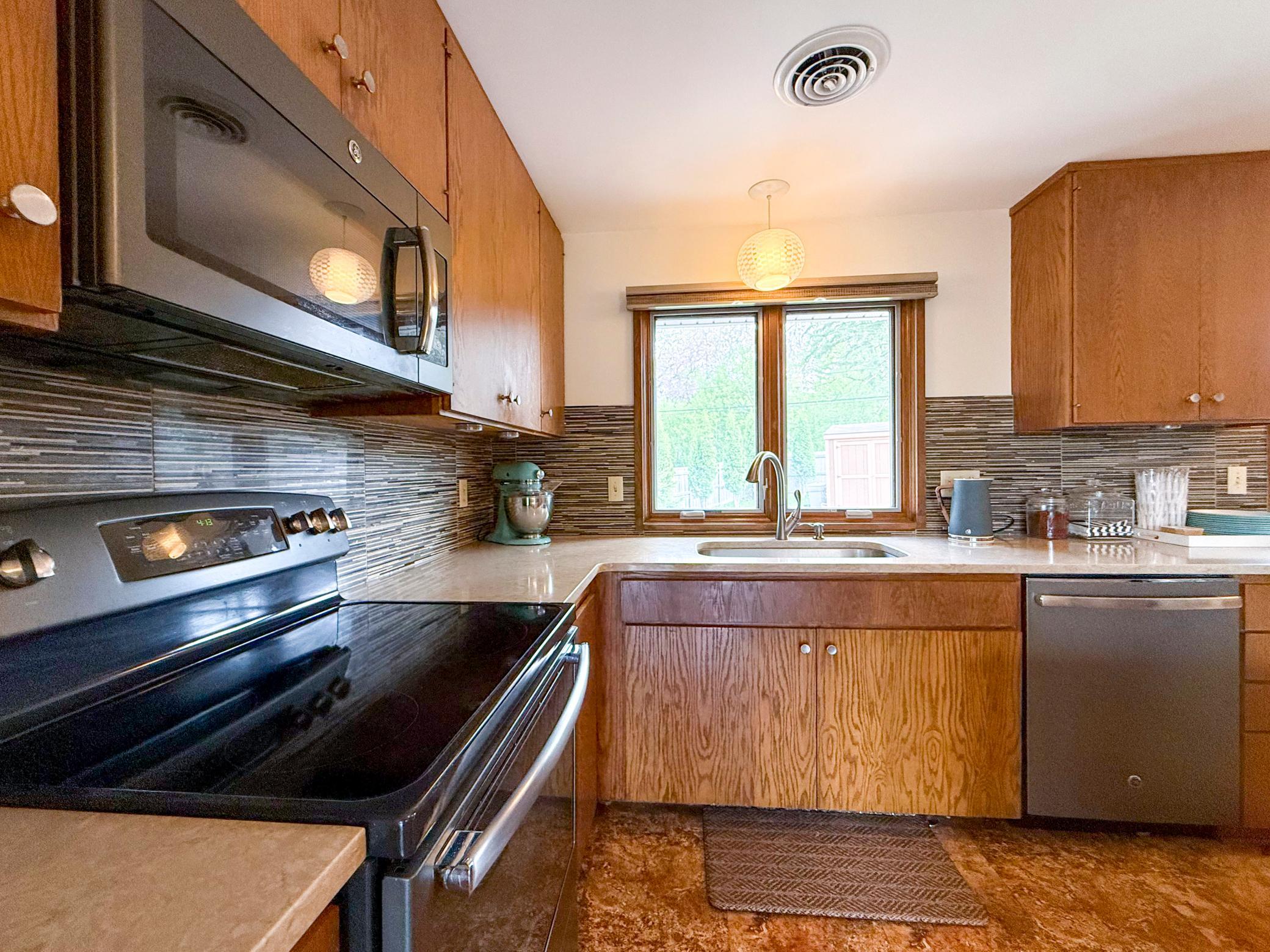 11-Sandra-Reid-Remax-Results-Rochester-MN-Realtor.jpg