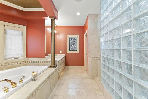 2368 Barton Avenue NW, Buffalo, MN 55313