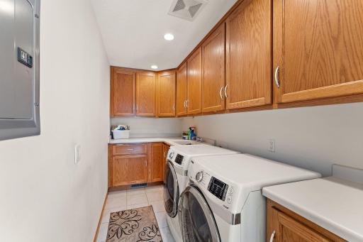 2368 Barton Avenue NW, Buffalo, MN 55313