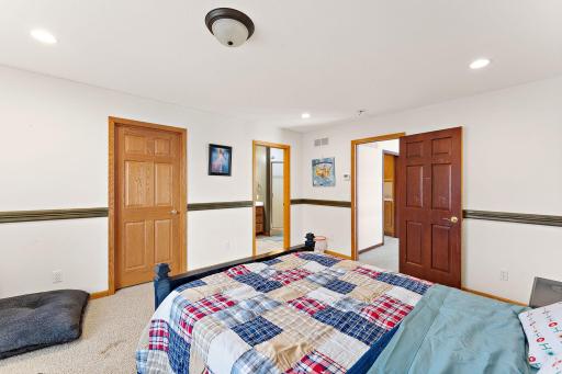 2368 Barton Avenue NW, Buffalo, MN 55313