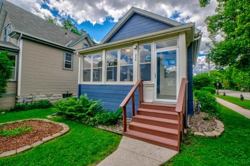 858 Watson Avenue, Saint Paul, MN 55102