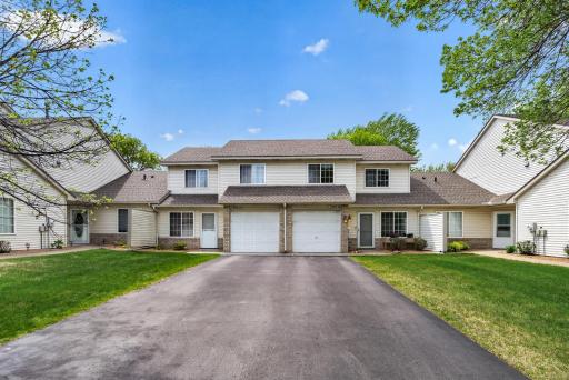 7886 Forest Boulevard, E, Woodbury, MN 55125
