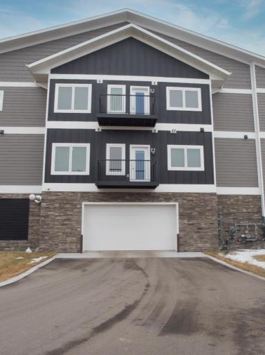 715 Lake Shore Drive NE, 201, Bemidji, MN 56601