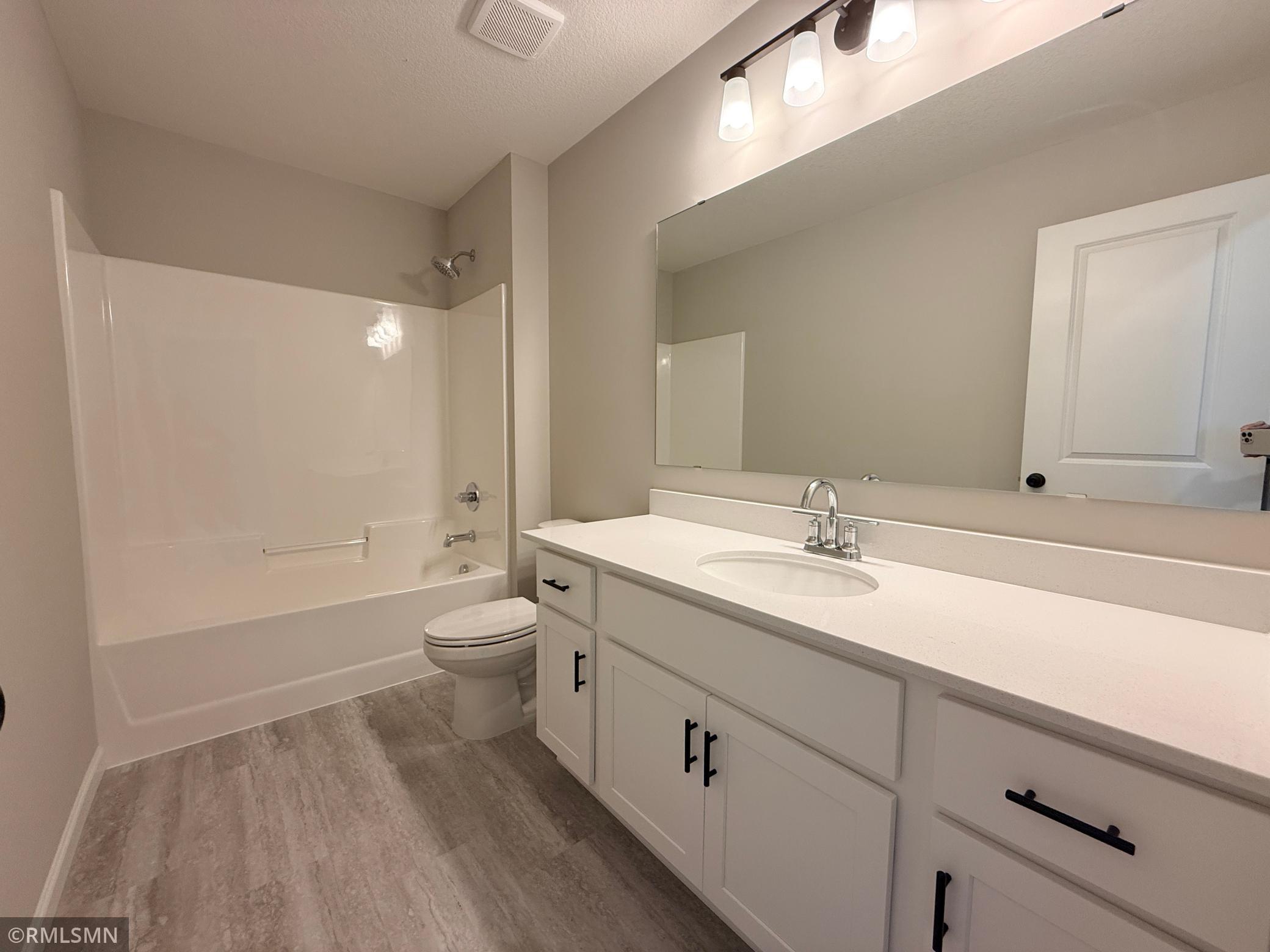 Upstairs shared bathroom