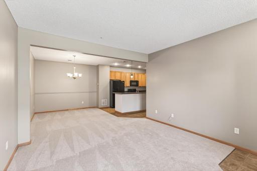 3311 Hazel Trail, H, Woodbury, MN 55129