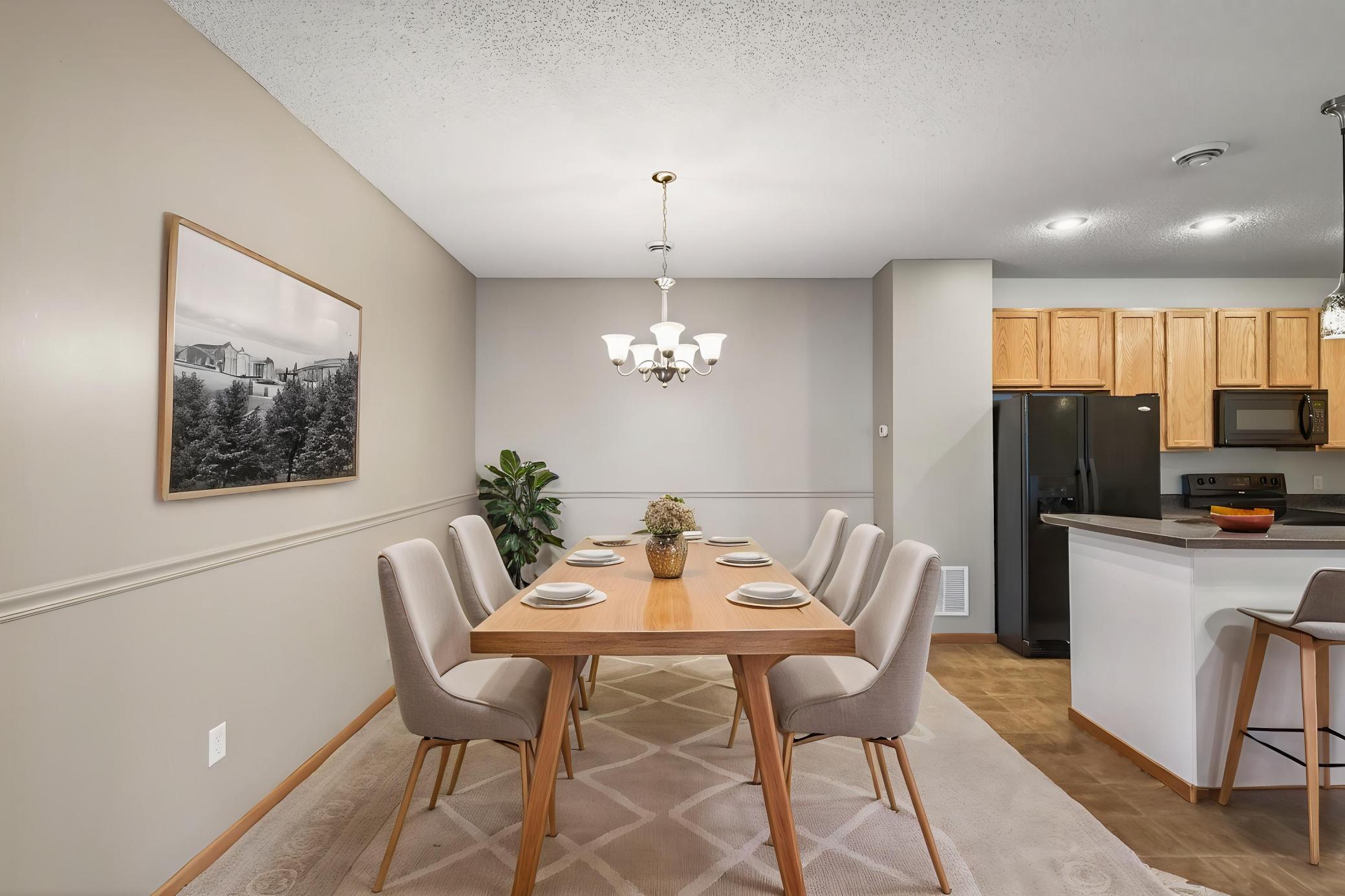 09_3311_Hazel_H9_mls - Dining Room - Standard - 3.jpg
