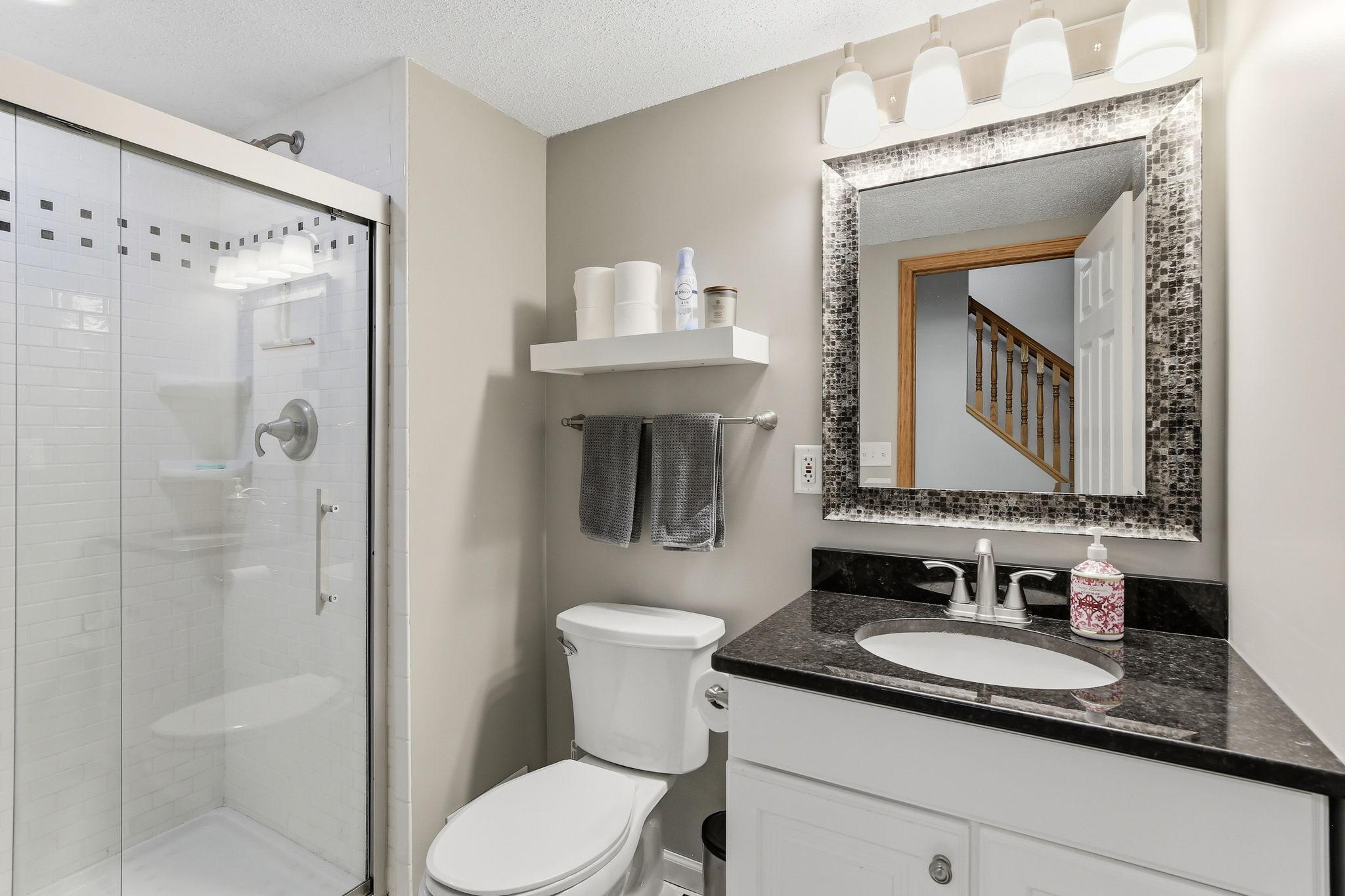 46-web-or-mls-3851-Featherstone-Cir-44.jpg