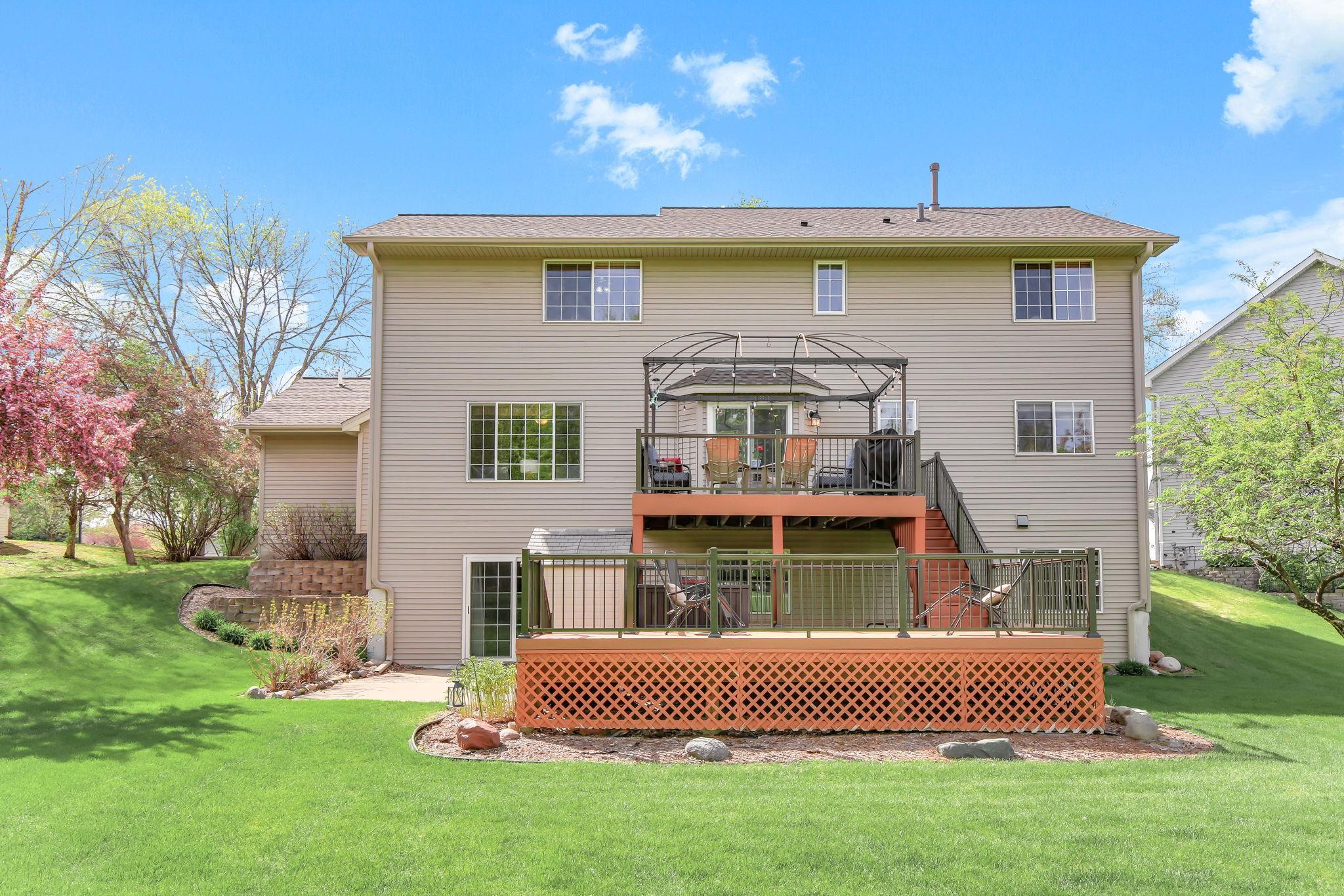 55-web-or-mls-3851-Featherstone-Cir-53.jpg