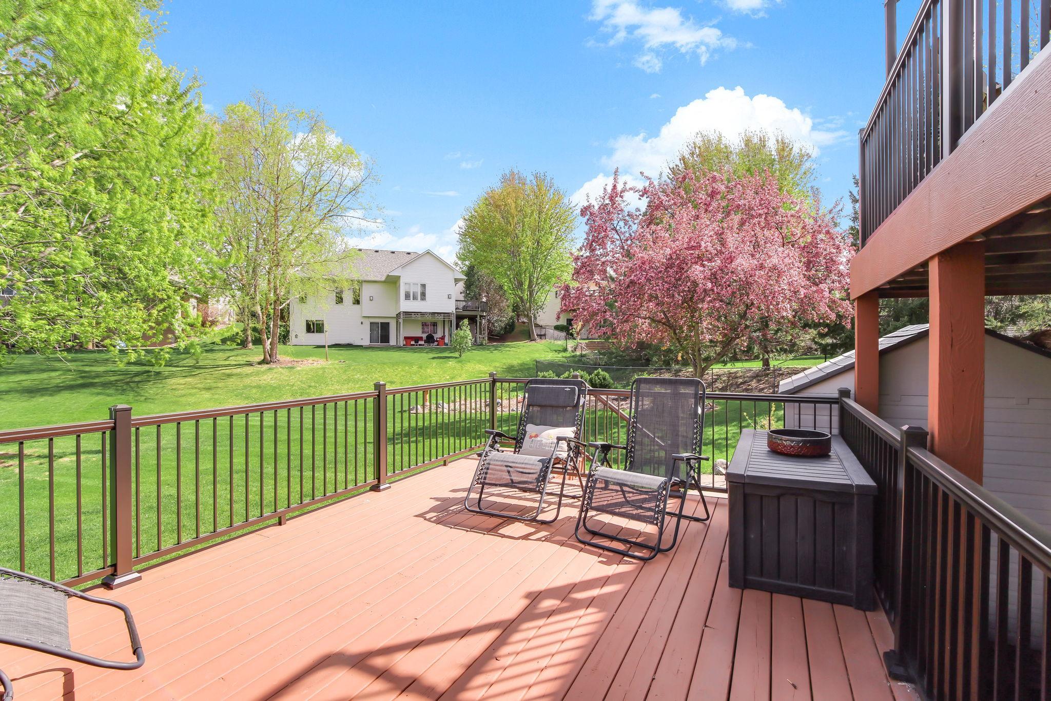52-web-or-mls-3851-Featherstone-Cir-50.jpg