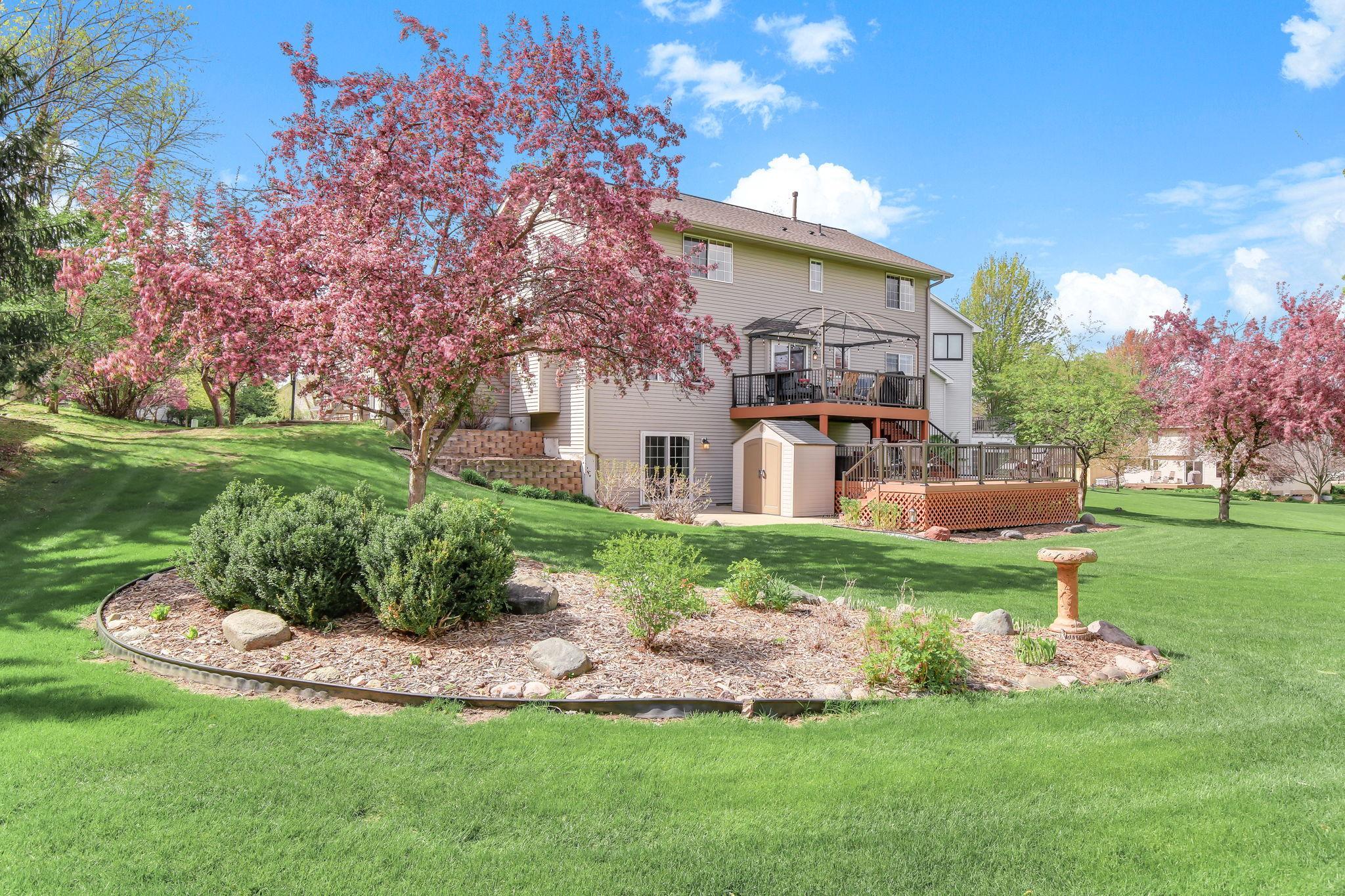 56-web-or-mls-3851-Featherstone-Cir-54.jpg