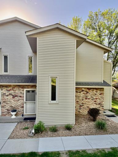 Private entrance with dedicated front entry space