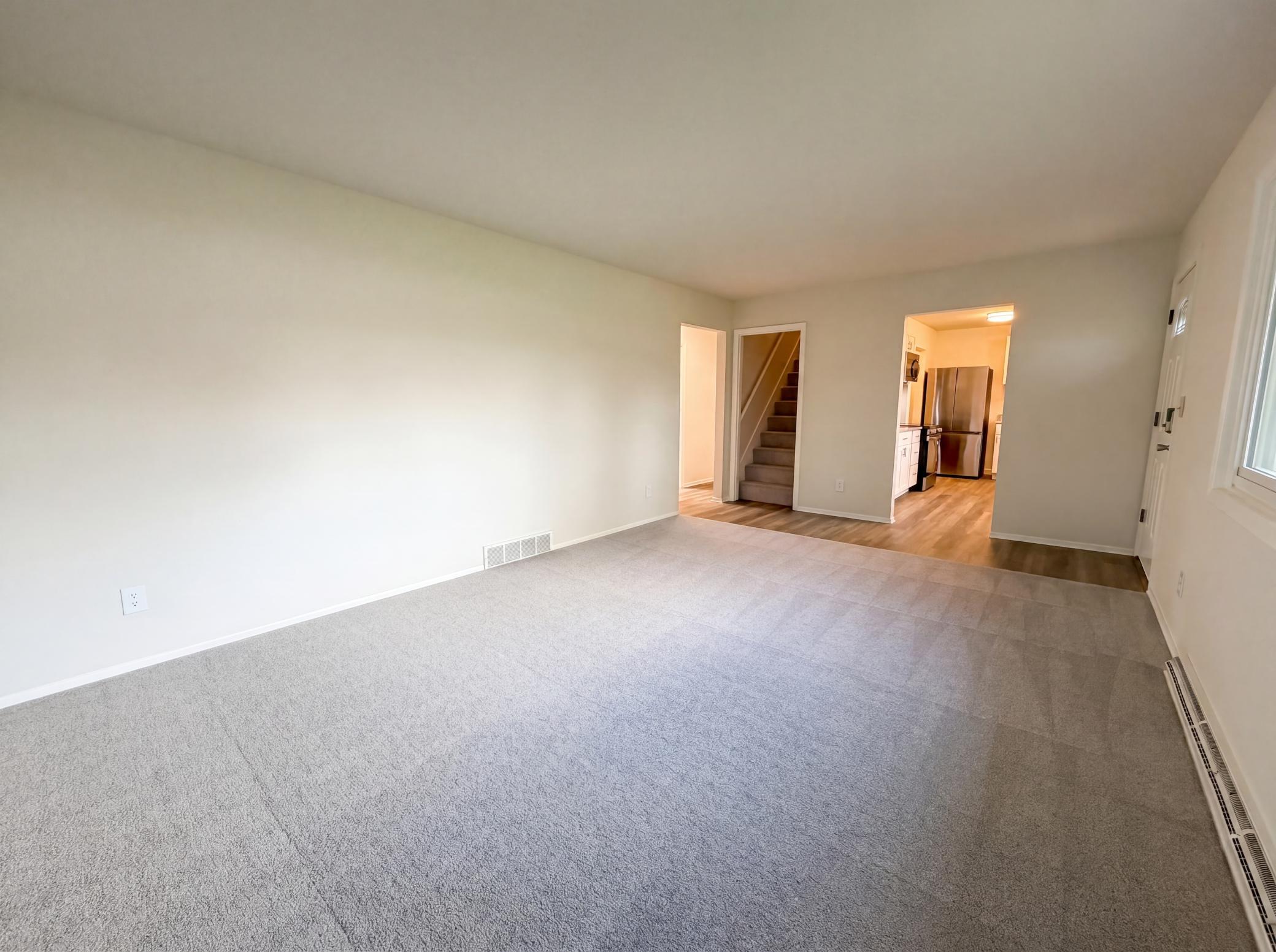 listing_2.jpg