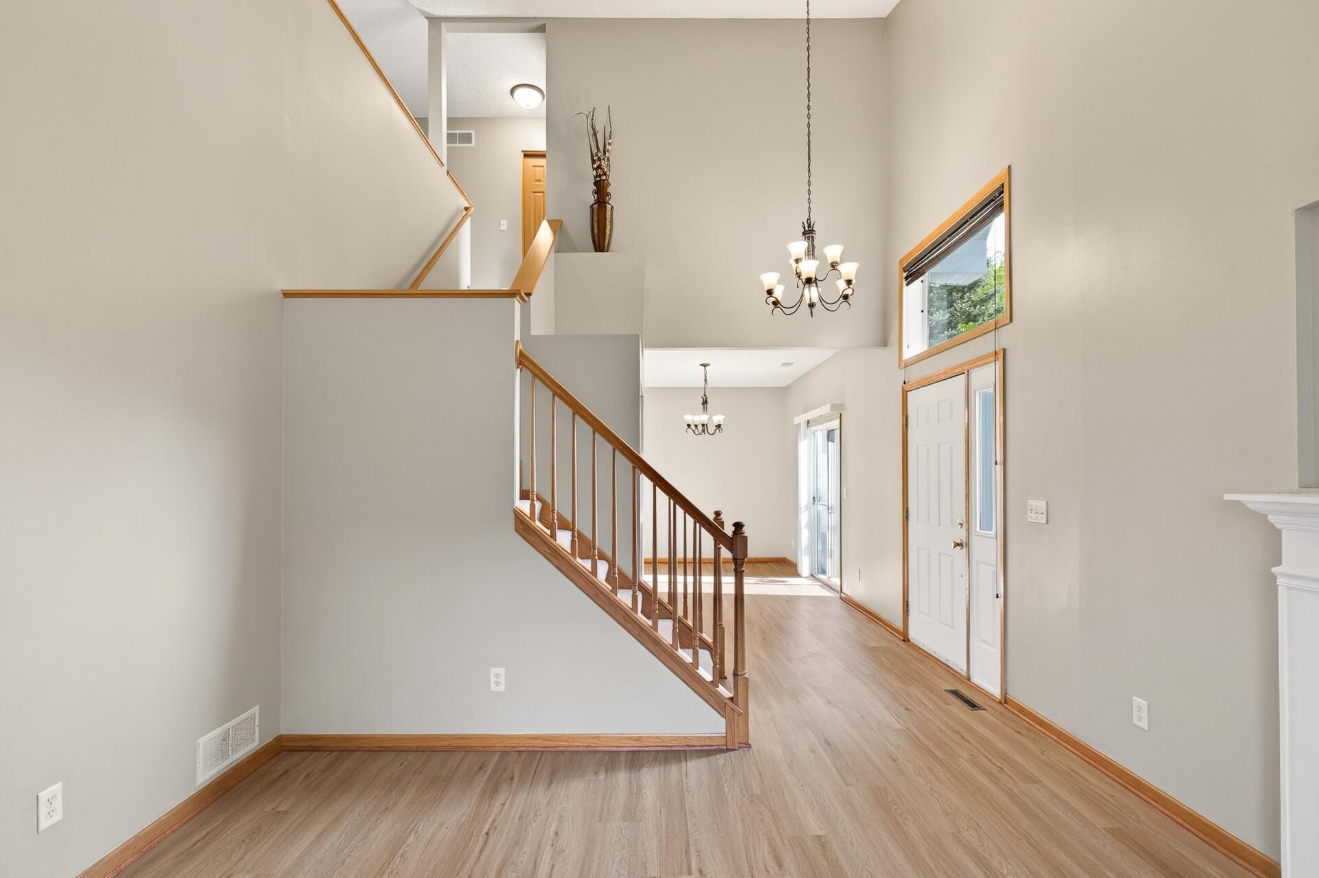 08_660_Kingfisher_Lane_Unit_L8_mls.jpg
