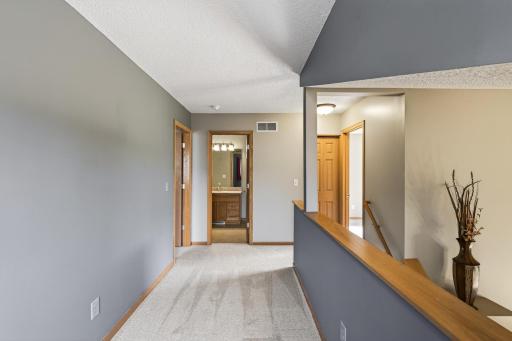 660 Kingfisher Lane, L, Woodbury, MN 55125