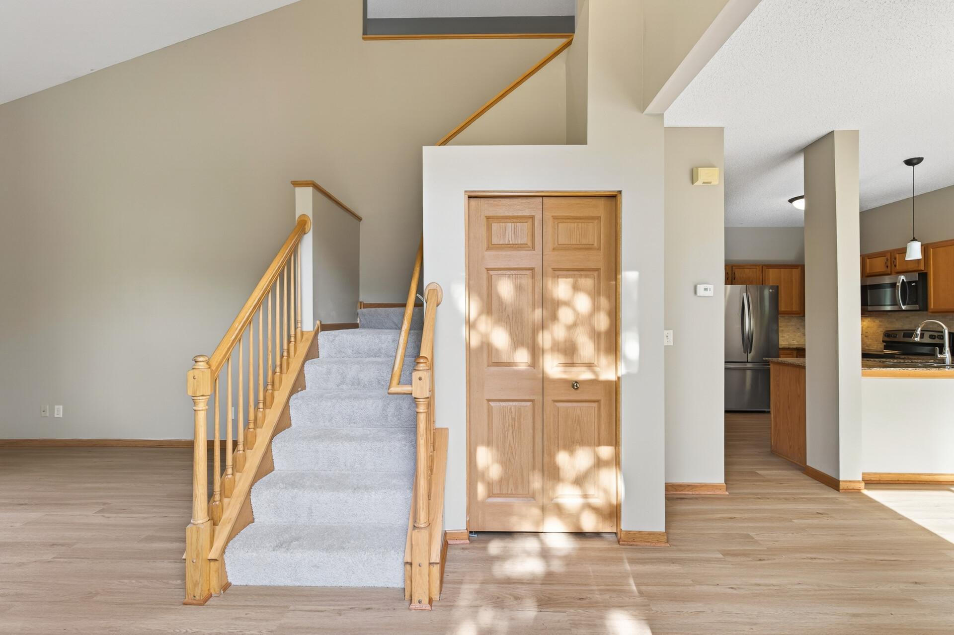 05_660_Kingfisher_Lane_Unit_L5_mls.jpg