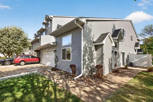 660 Kingfisher Lane, L, Woodbury, MN 55125