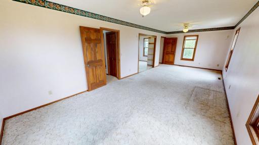 411 60th Avenue NE, Willmar, MN 56201