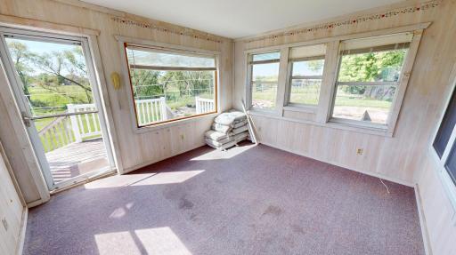 411 60th Avenue NE, Willmar, MN 56201